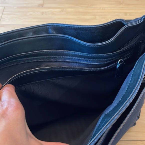 Brooks Brothers Leather/Canvas Messenger Bag Laptop Bag Black - Picture 11 of 17